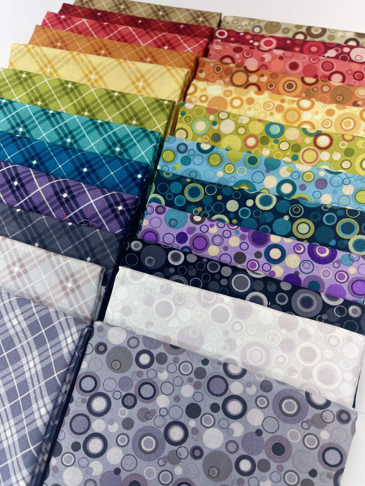 Bubble Dot Basics Fat Quarter Bundle