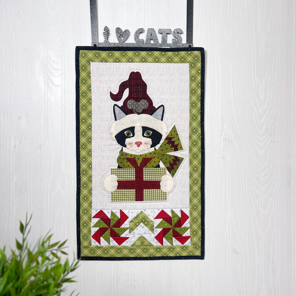 Hat on a Cat Applique Mini Quilts Kit