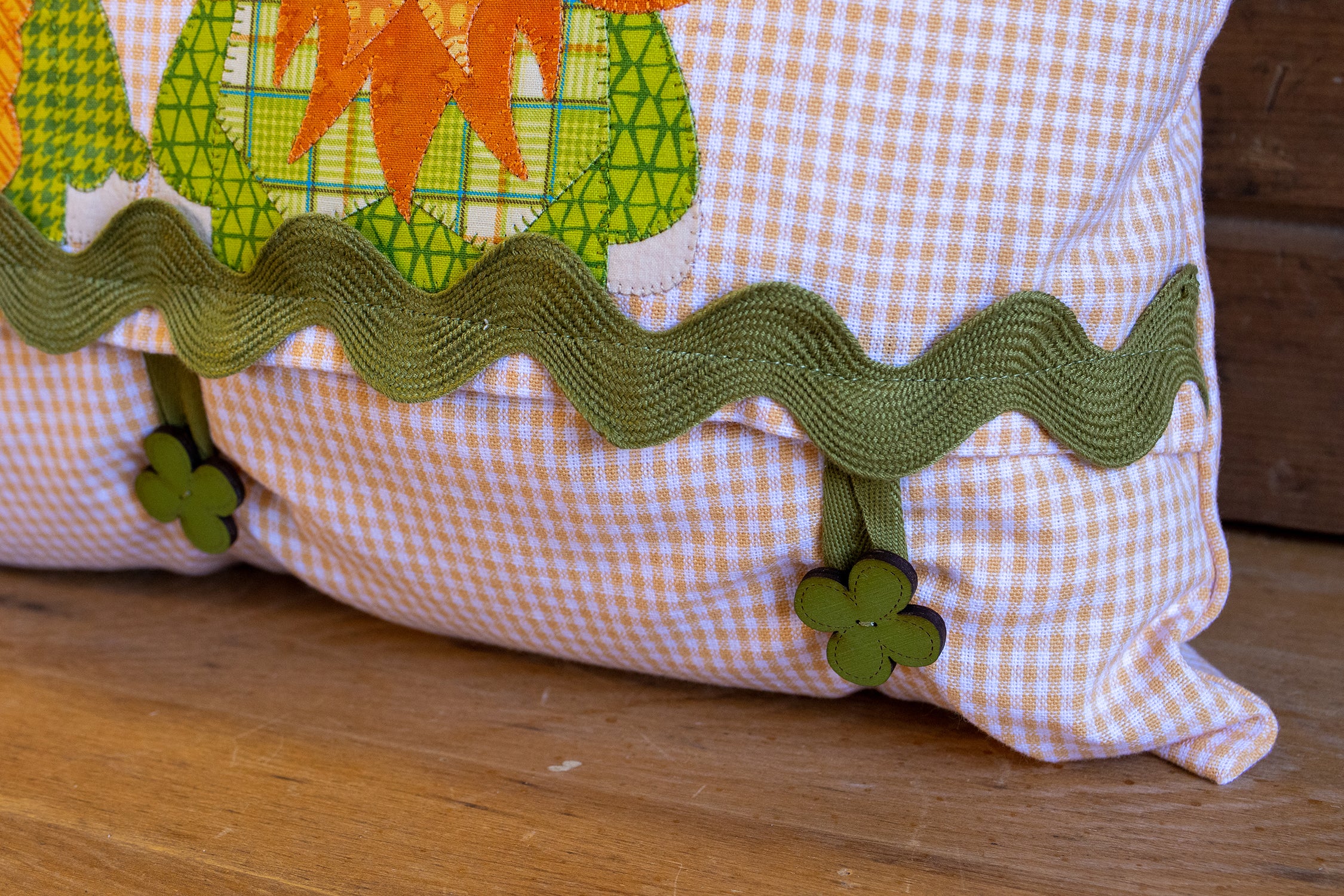 Irish Gnomes Applique Pillow Cover Kit