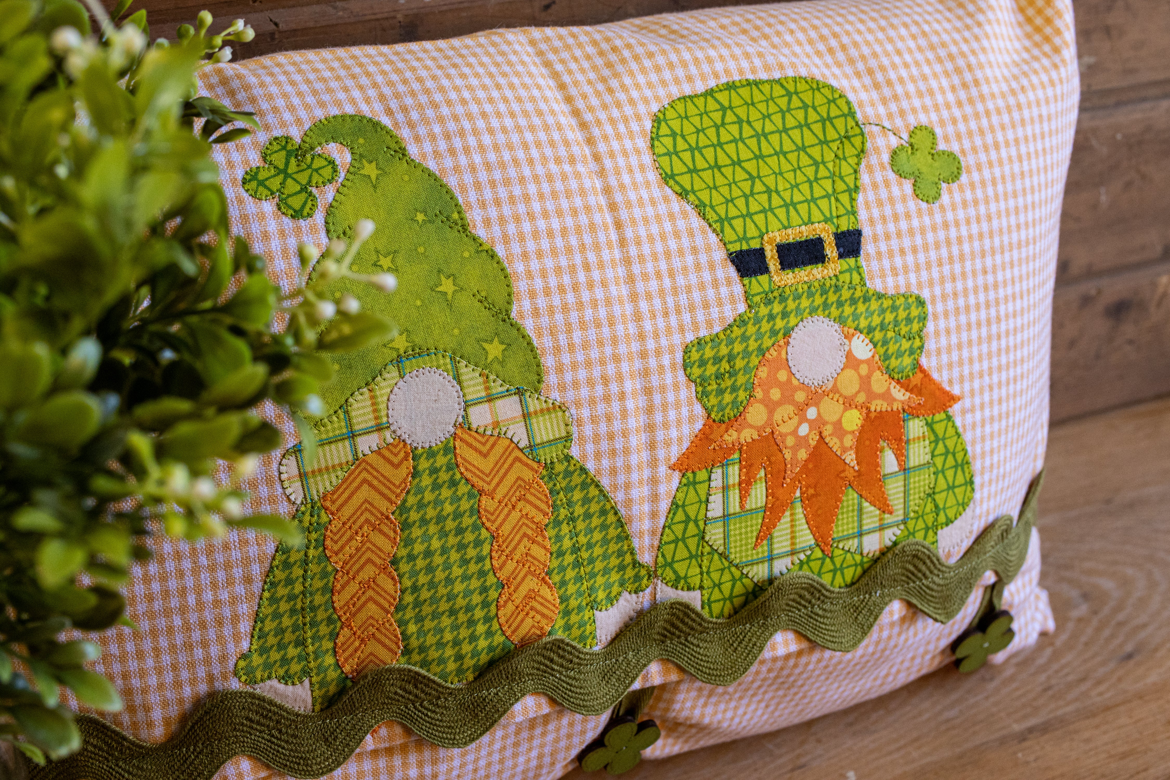 Irish Gnomes Applique Pillow Cover Kit