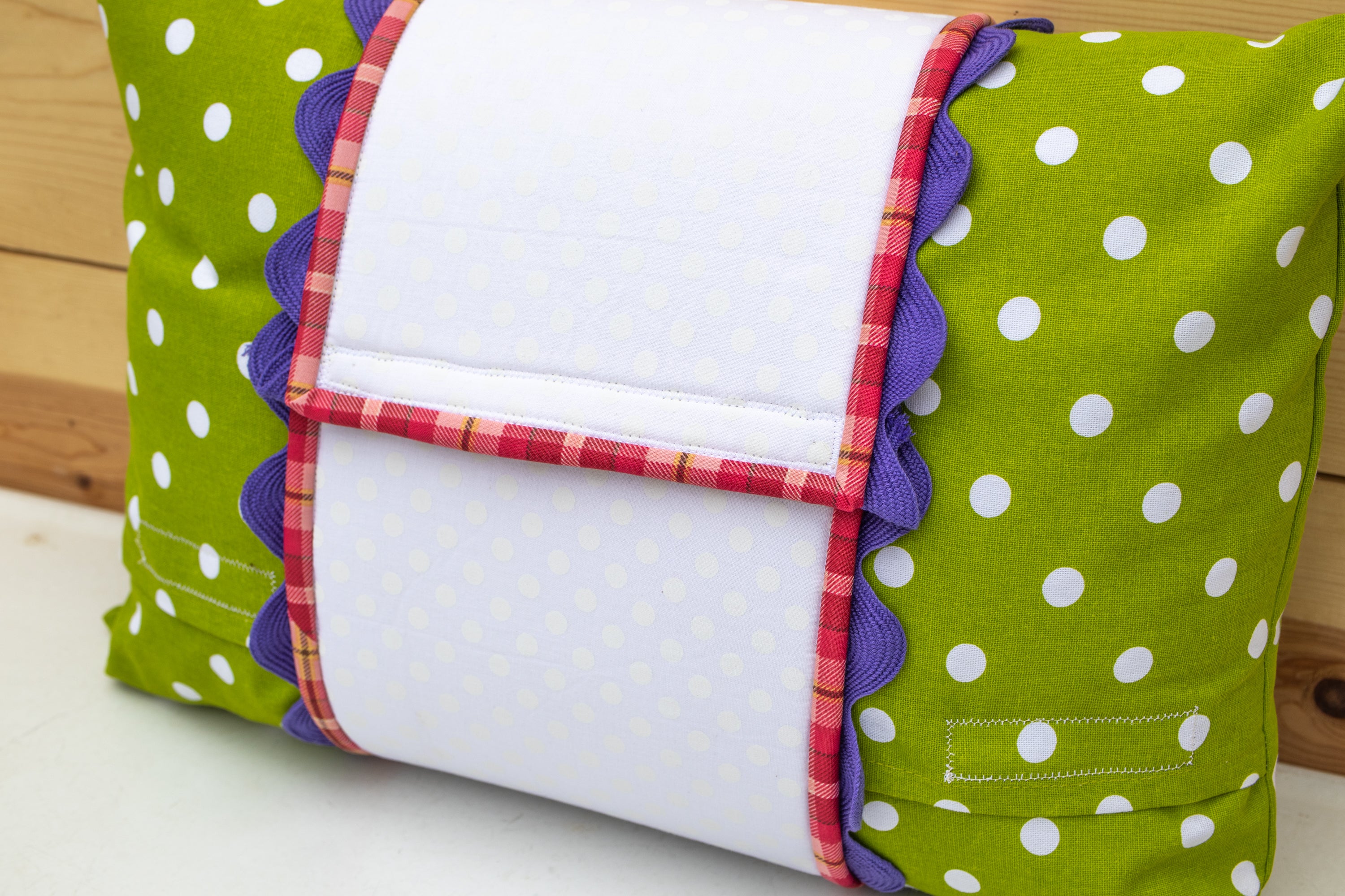 Daisy Gnome Pillow Wrap & Cover Kit