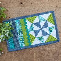 Pinwheel Mug Rug Kit