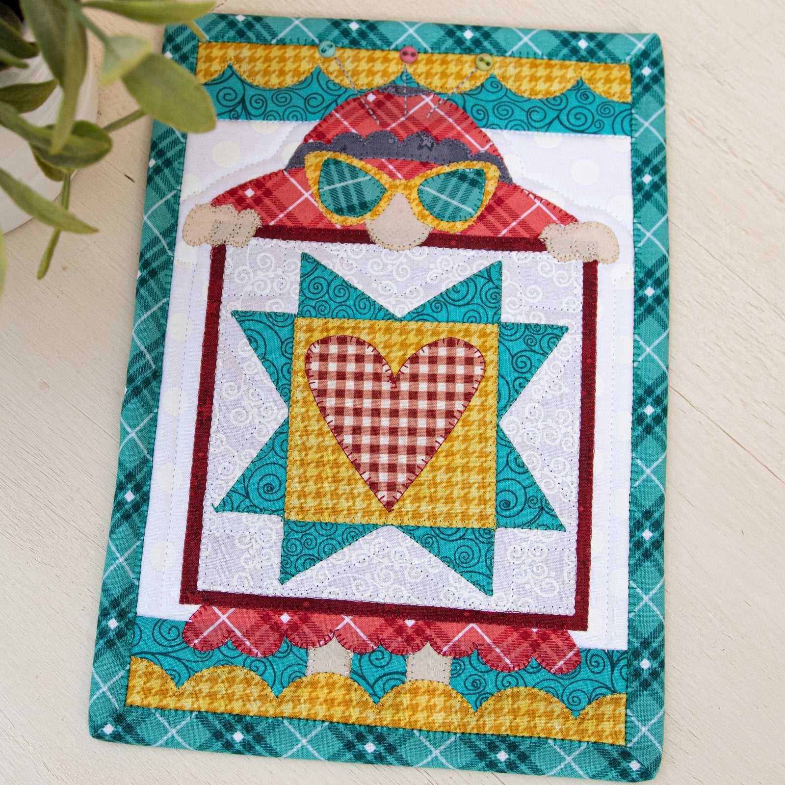 Quilter Gnome Mug Rug Kit