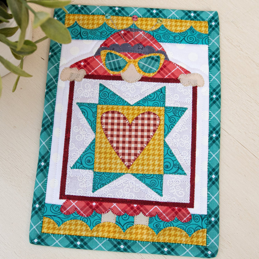 Quilter Gnome Mug Rug Kit
