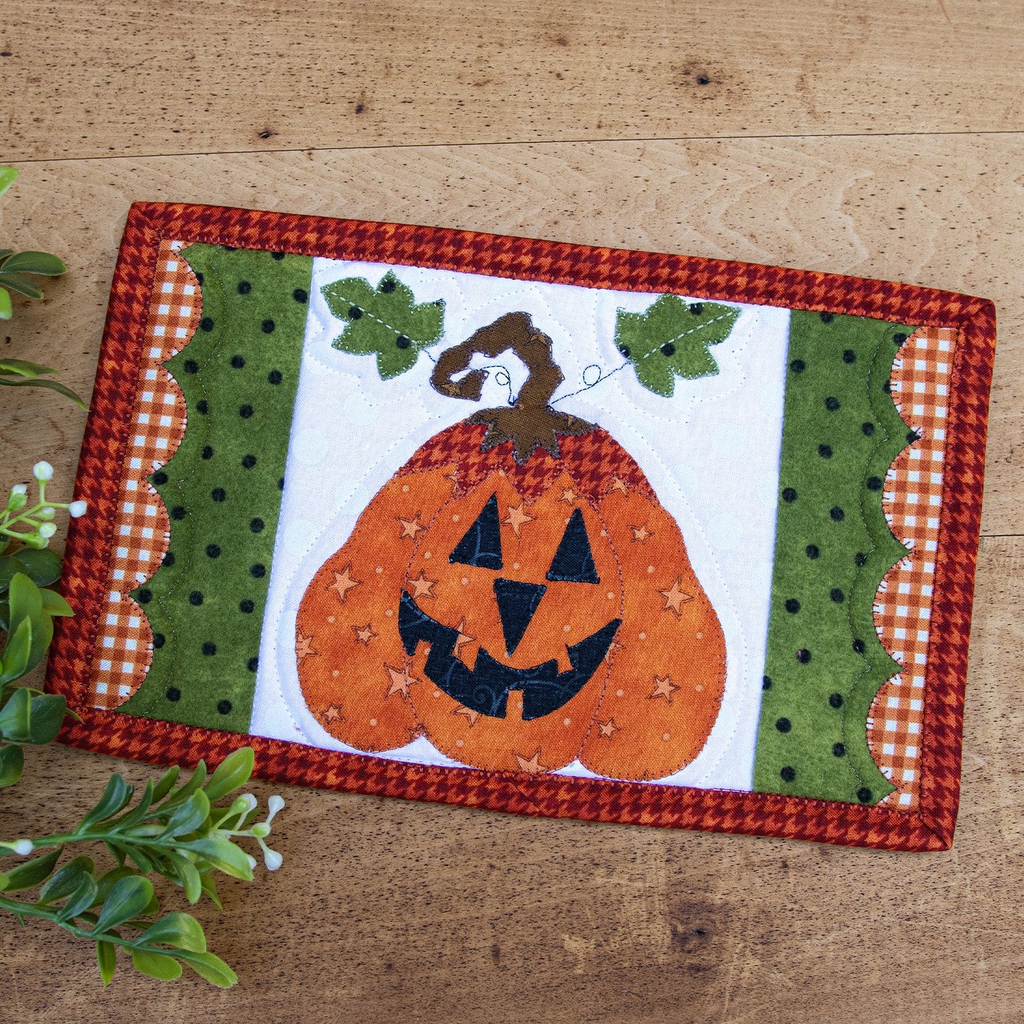 Scary Larry Jack-O-Lantern Mug Rug Kit