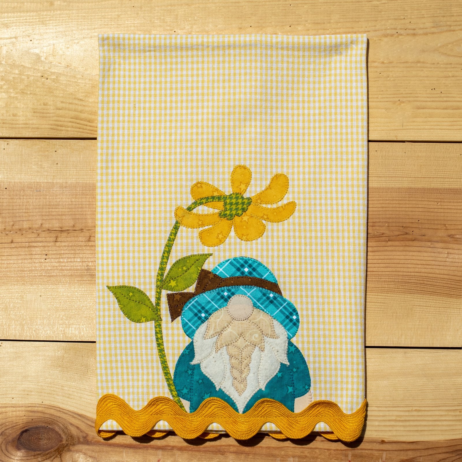 Spring Gnome Applique Tea Towel Kit
