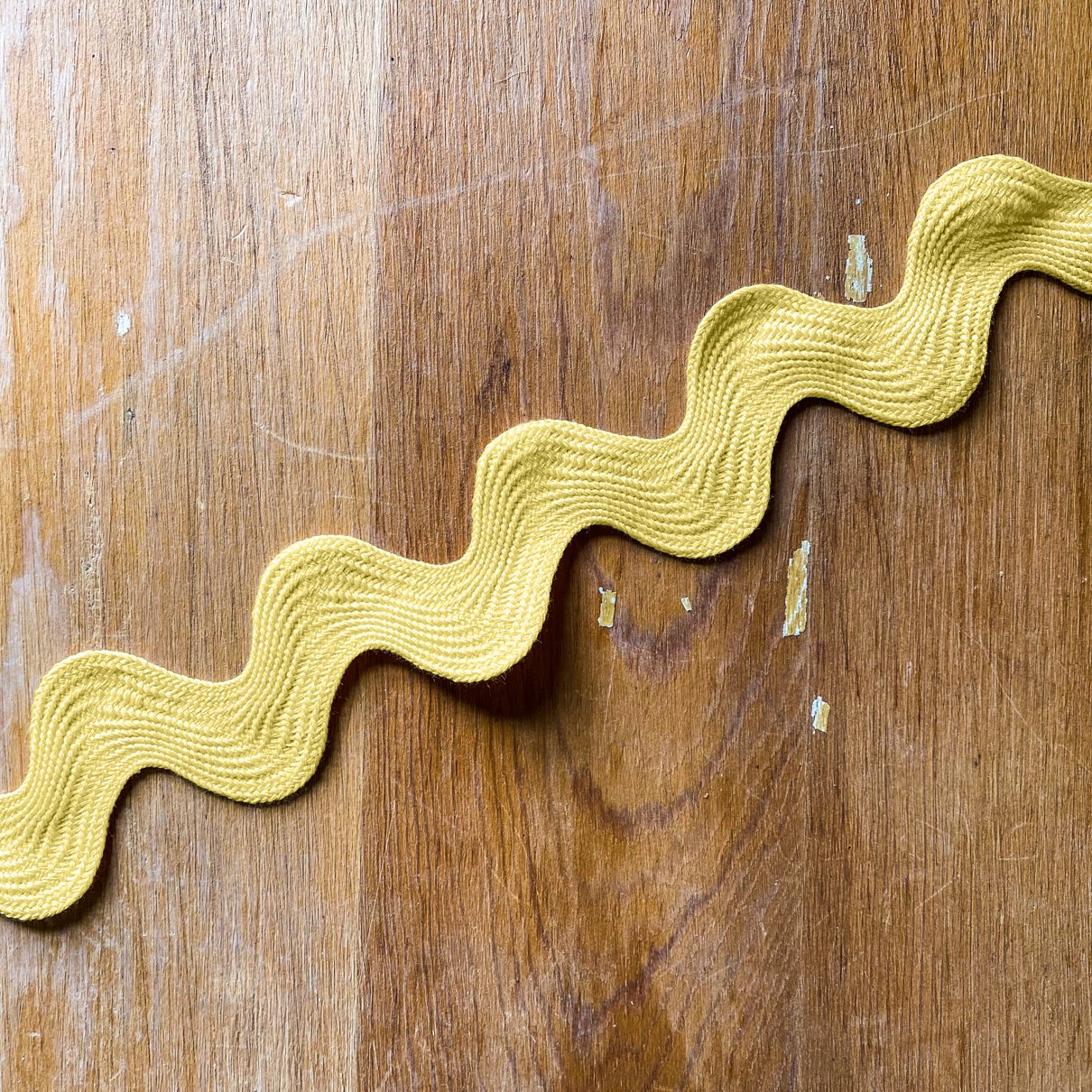 Jumbo Ric Rac Butter - 1 yd Cut