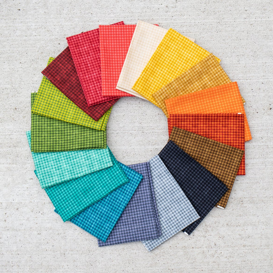 Houndstooth Basic Fat Quarter Bundle