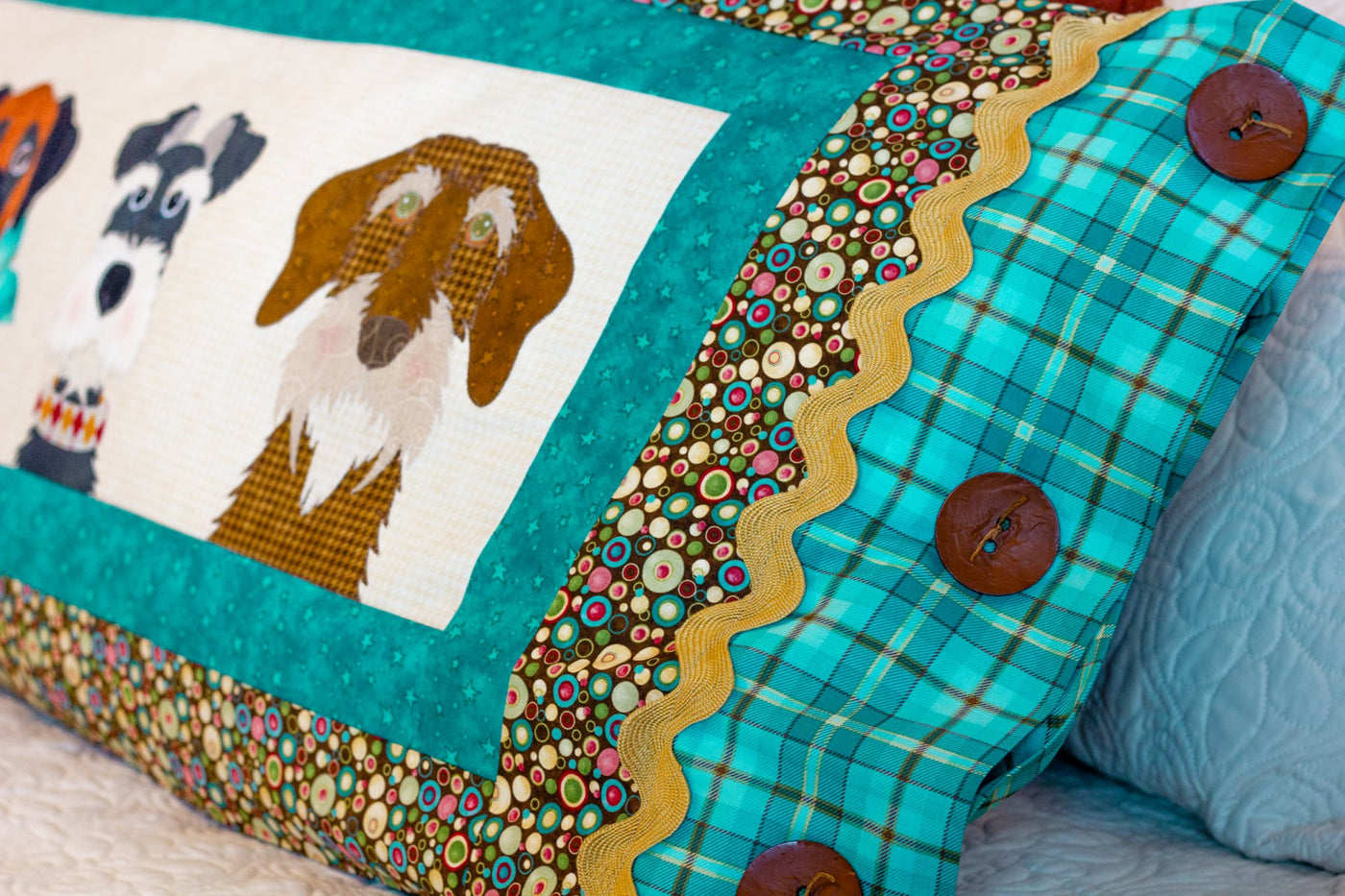 Furry Friends Applique Bench Pillow Kit