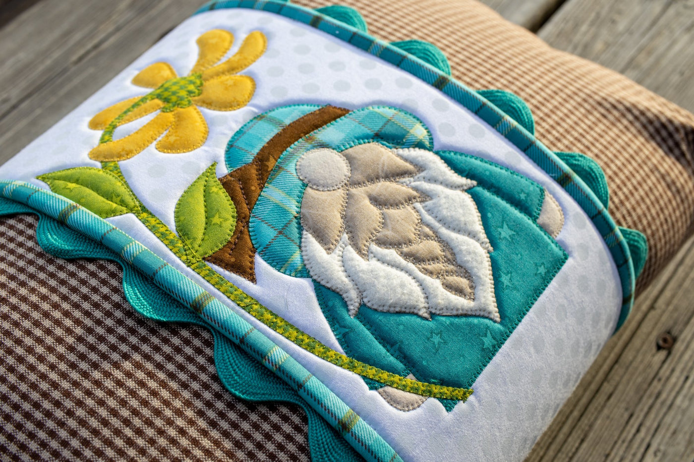 Spring Gnome Pillow Wrap & Cover Pattern