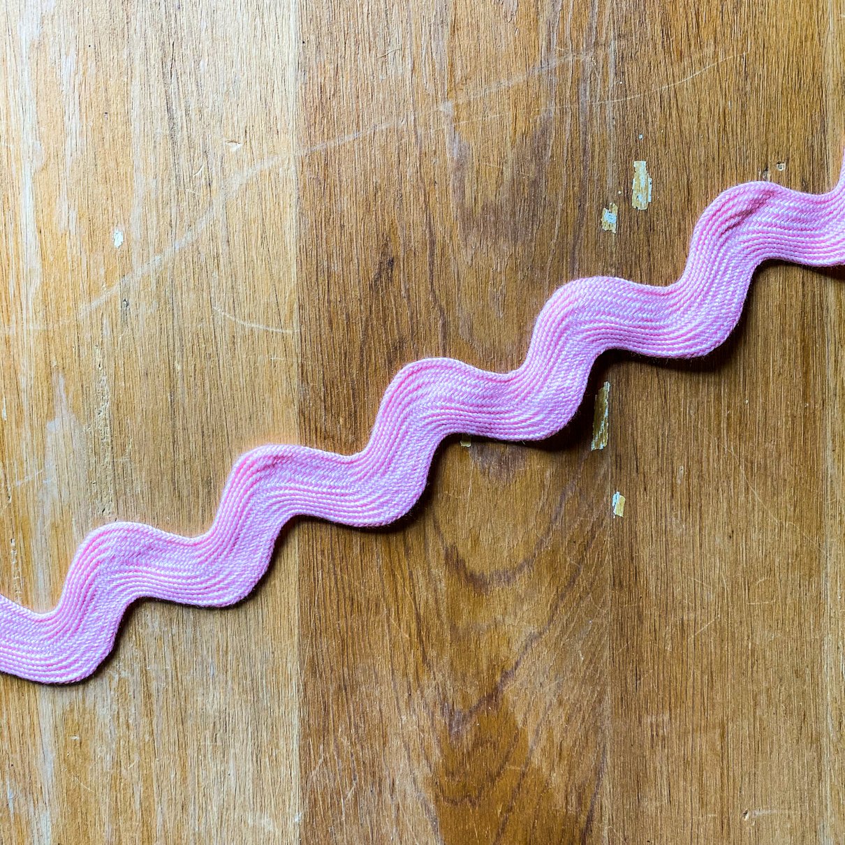 Jumbo Ric Rac Light Pink - 1 yd Cut