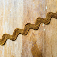 Jumbo Ric Rac Chestnut - 1 yd Cut