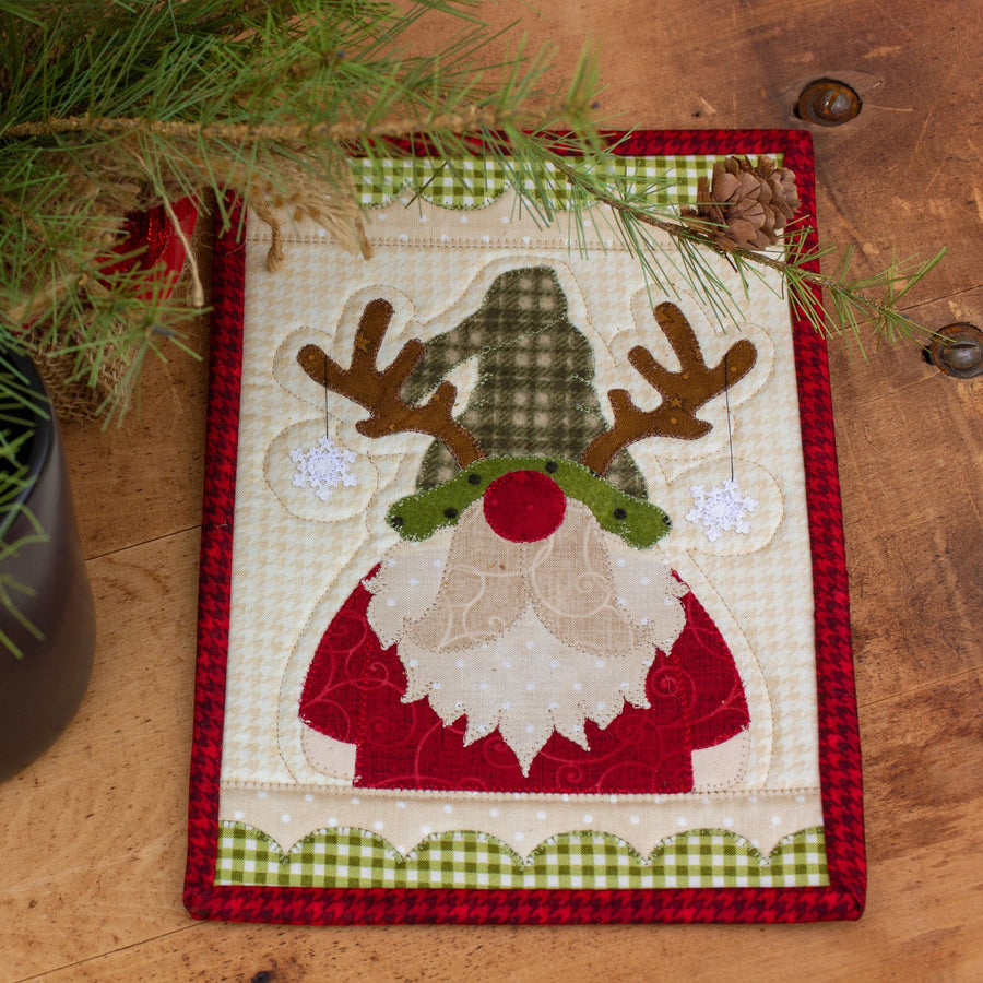 Reindeer Gnome Mug Rug Kit