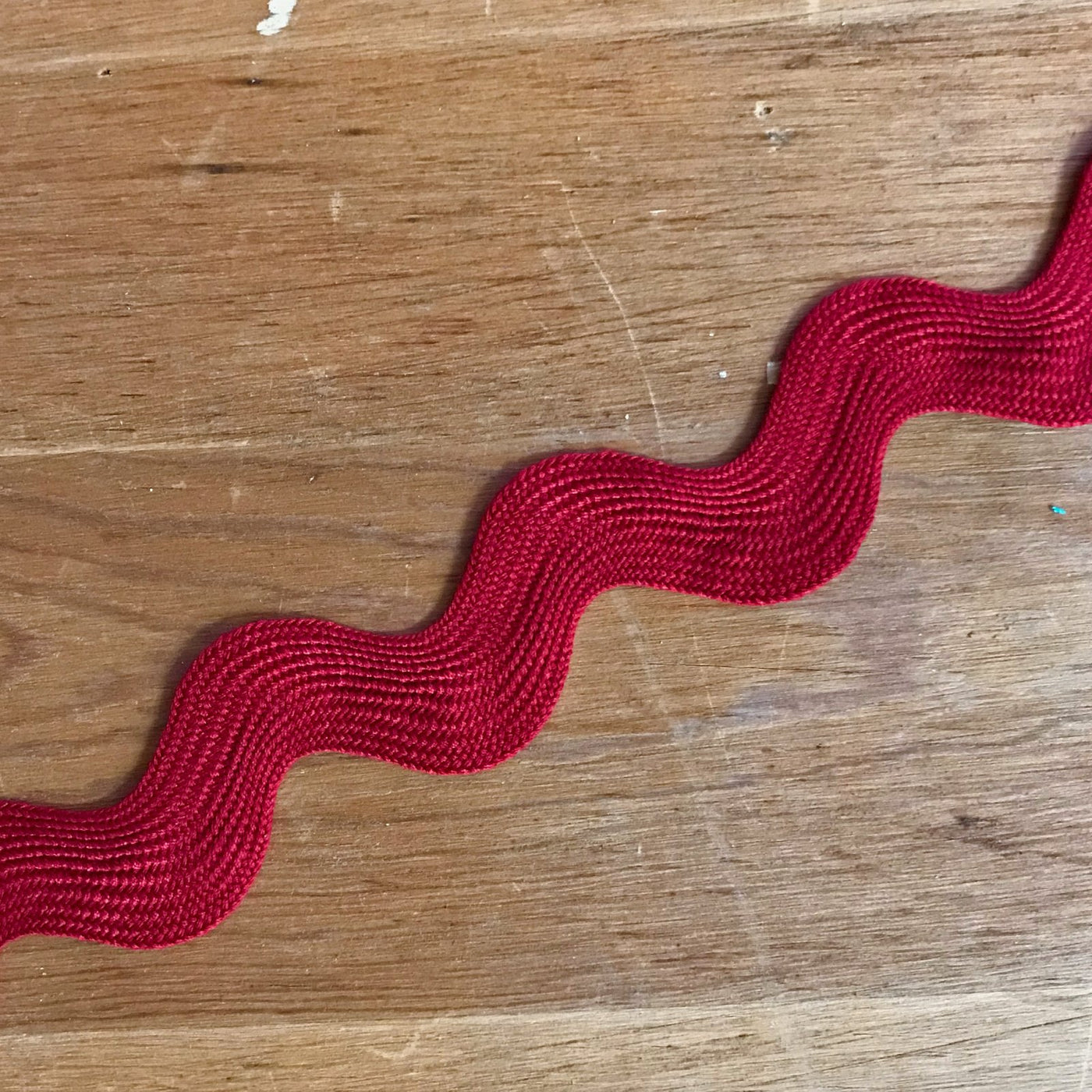 Jumbo Ric Rac Barn Red - 1 yd Cut
